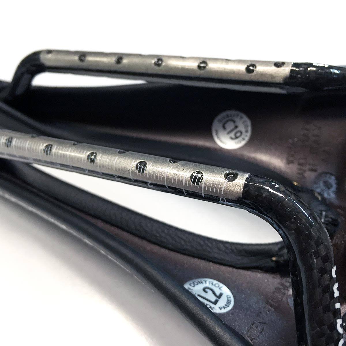 Carbon Rail Saddle M432557