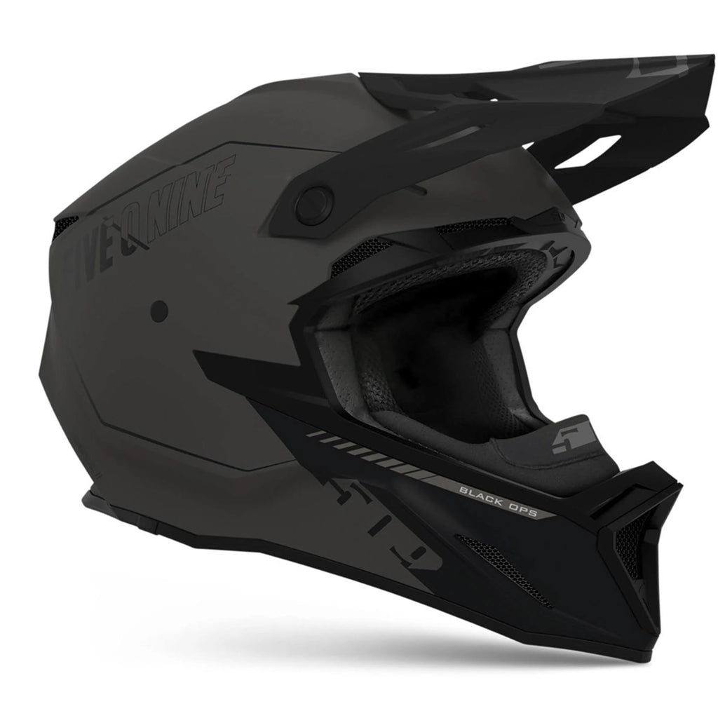Black Ops 4XL Helmet J23031