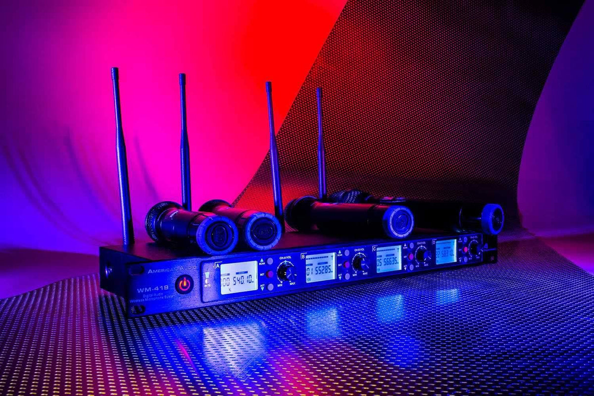 4-Channel Handheld Wireless Microphone System V810