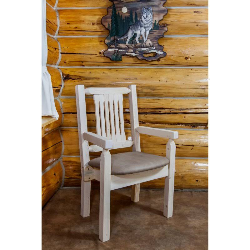 Buckskin Pattern Captains Chair C823371