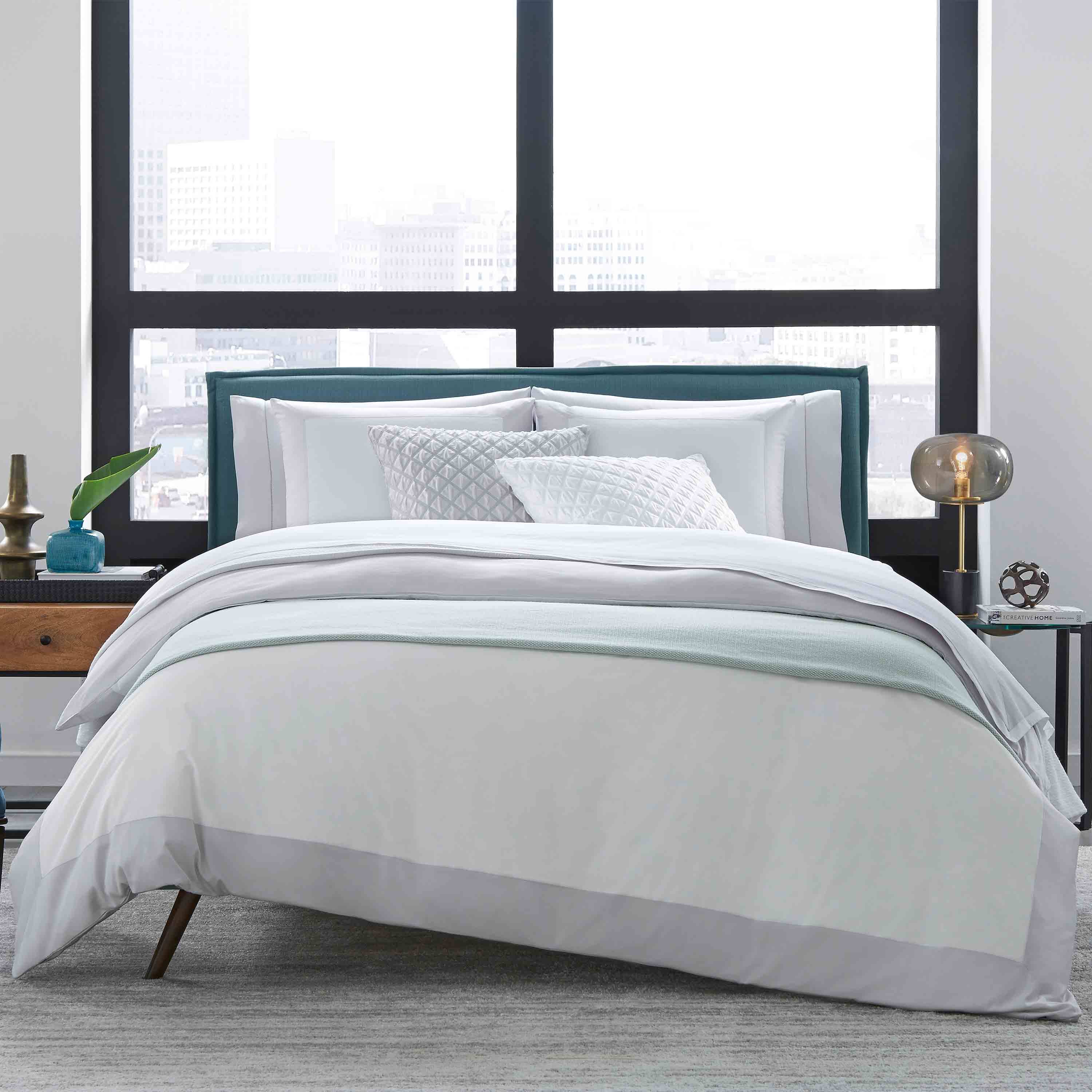 White Boudoir Sham Q775
