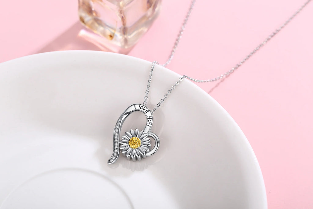 Heart Daisy Urn Necklace 925 Sterling Silver Pendant Necklace M1541
