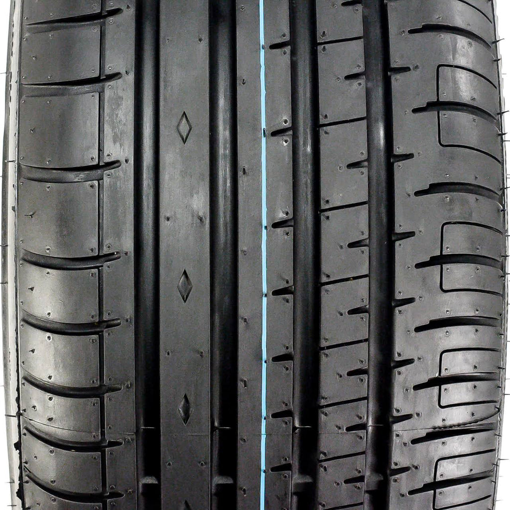 245/35R18 92 Y All-Season Tire H17930