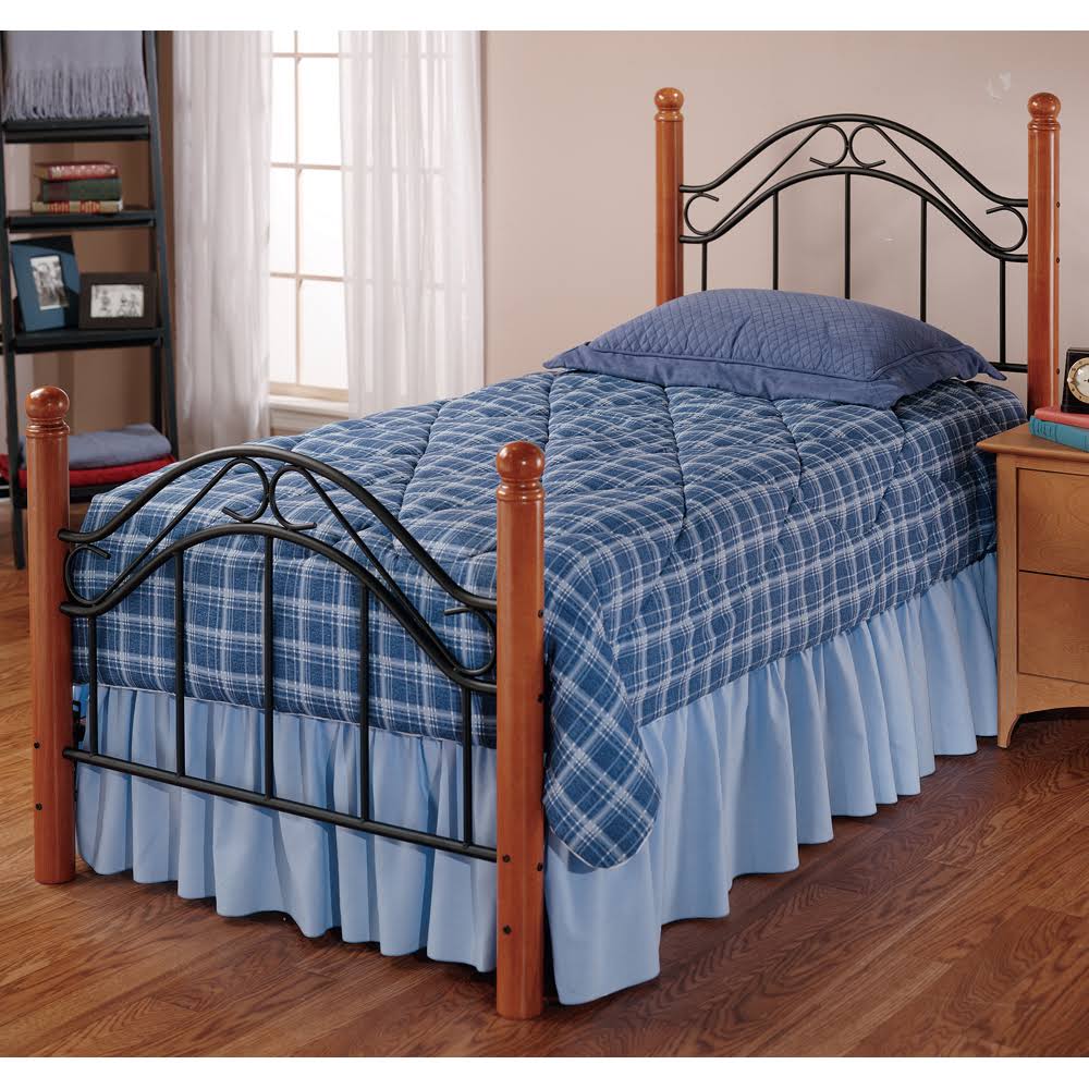 Queen Winsloh Bed R610