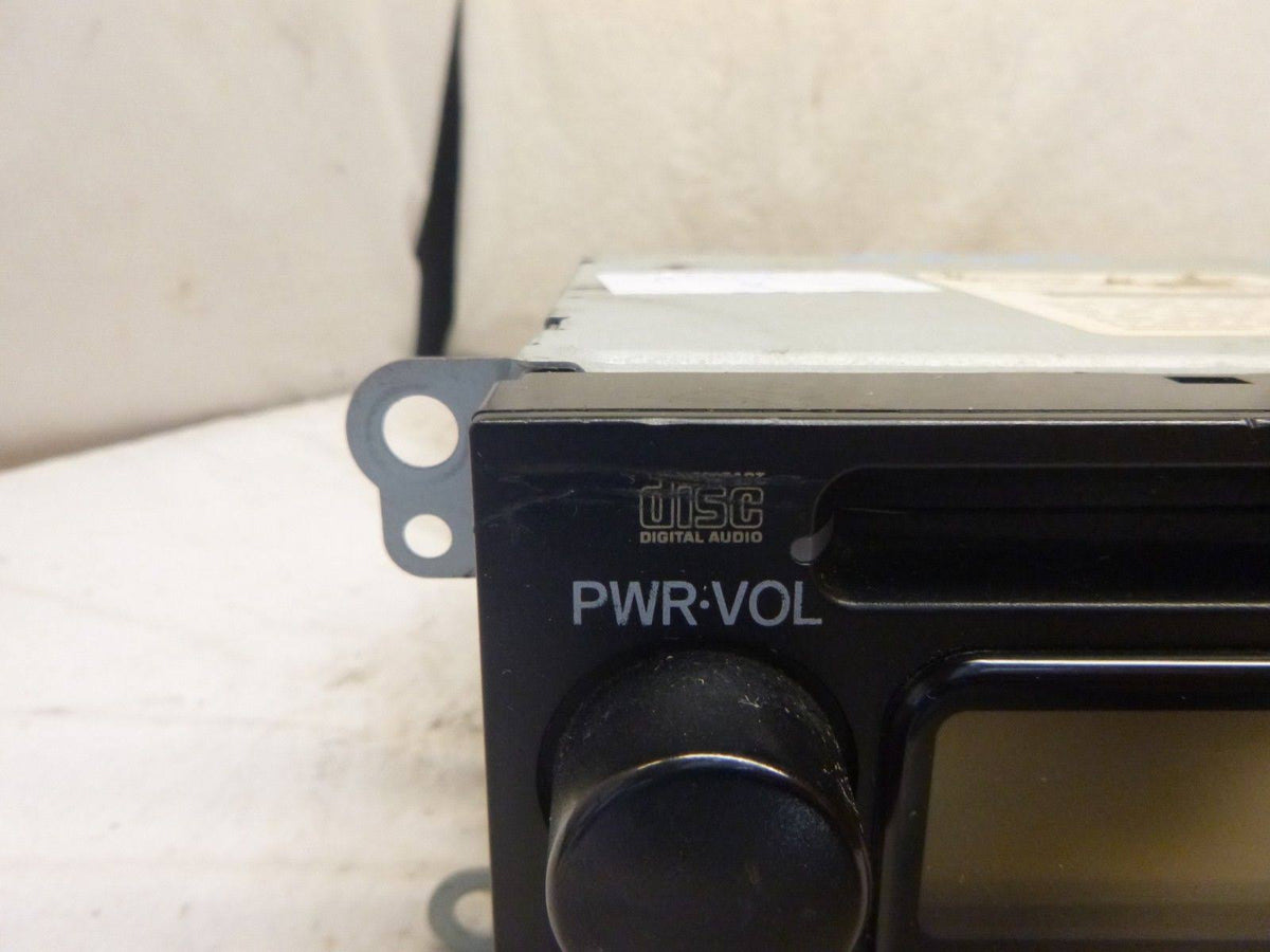 Single Disc CD Cassette Player G8821