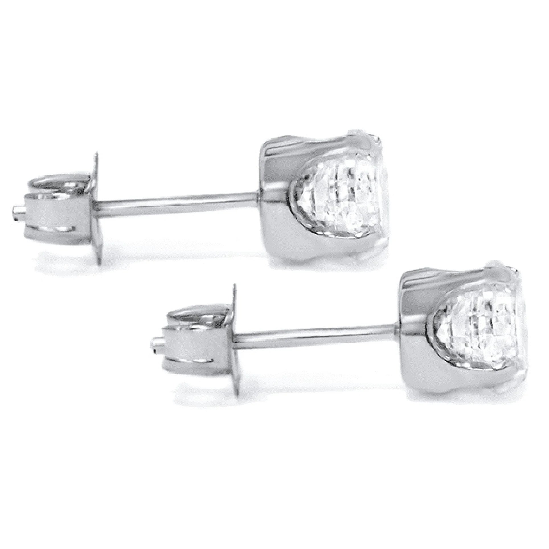 14K White Gold Diamond Stud Earrings D450