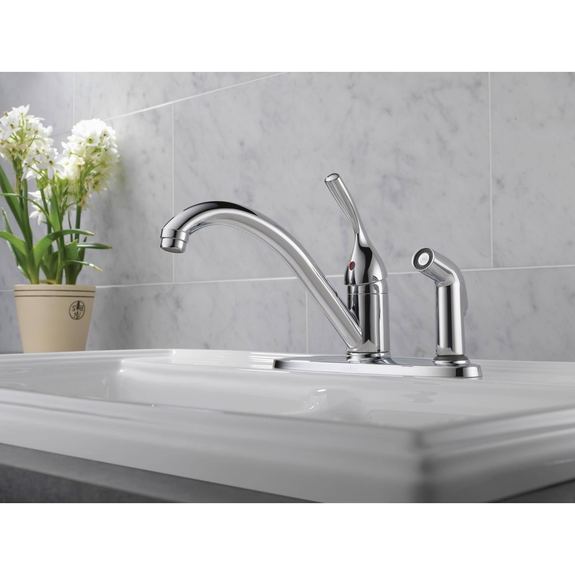 Chrome Single Handle Kitchen Faucet F444210