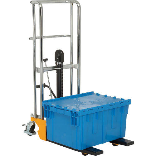 Manual Lift Stacker 880 lb. Cap. S1265