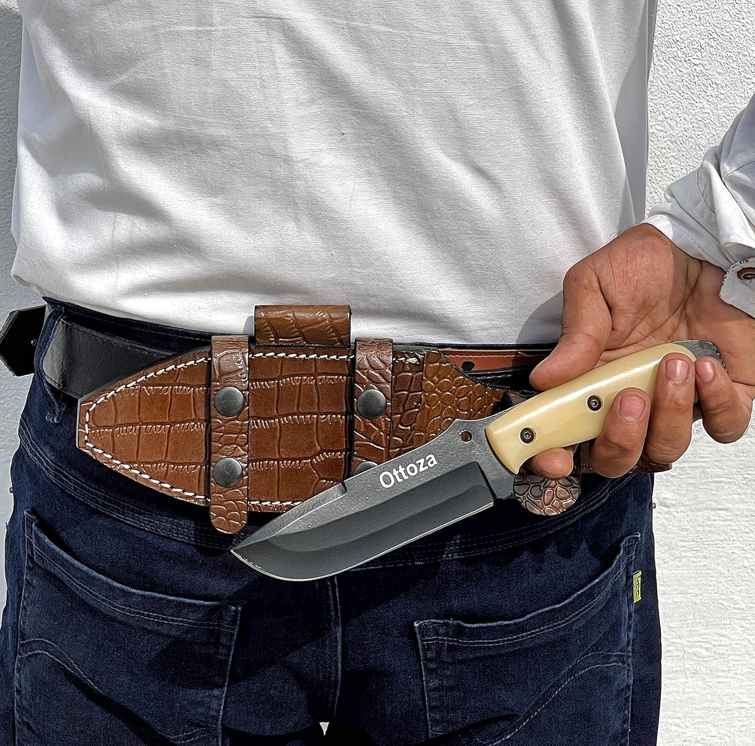 1095 Carbon Steel Bushcraft Knife with Bone Handle and Sheath T524467