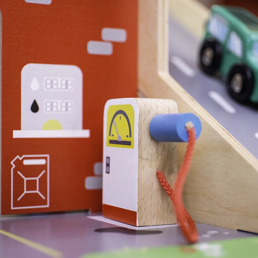 Park & Play Garage N608