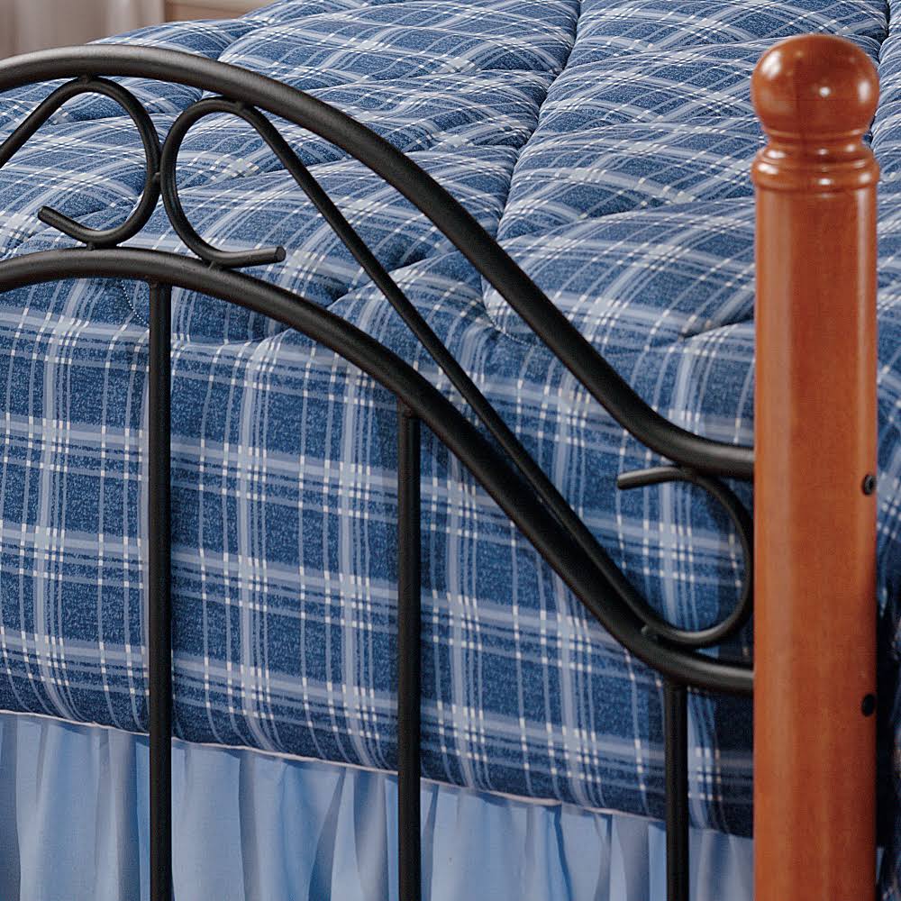 Queen Winsloh Bed R610