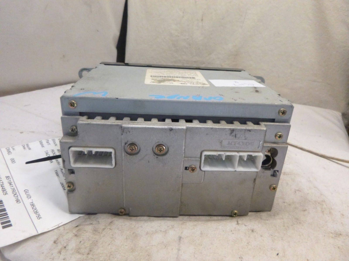 Single Disc CD Cassette Player G8821